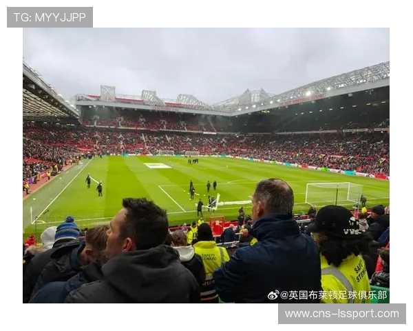 英超裁判判罚引争议 曼联对布莱顿比赛再度成焦点 英超裁判判罚引争议 曼联对布莱顿比赛再度成焦点