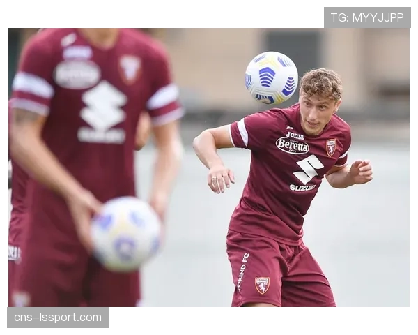 体育仲裁庭受理案件：某球员指控前俱乐部在其转会评估中，低估其定位球贡献价值